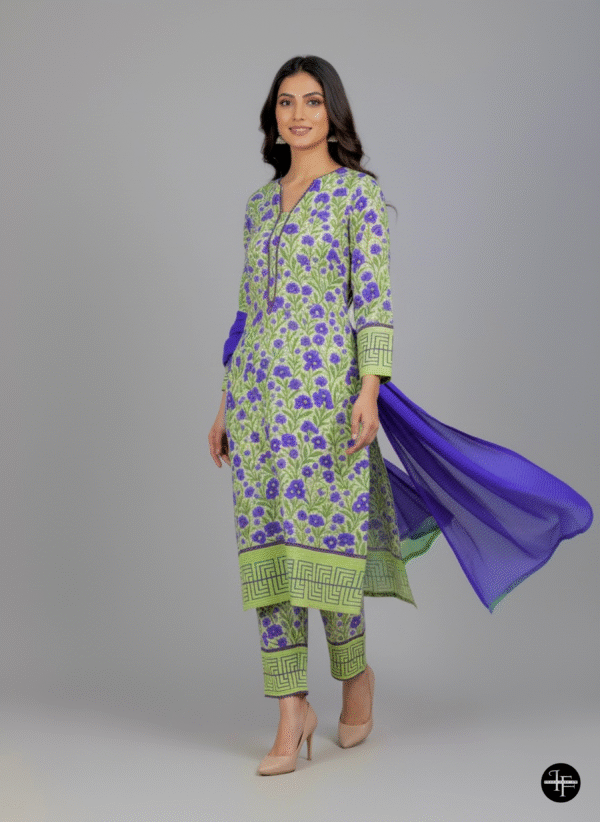 Elegant Krandi Floral 3-Piece Suit